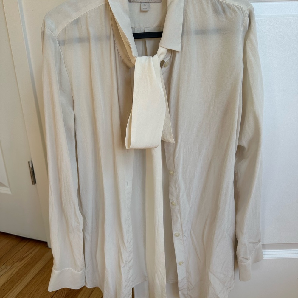 Banana Republic Cream Heritage Blouse